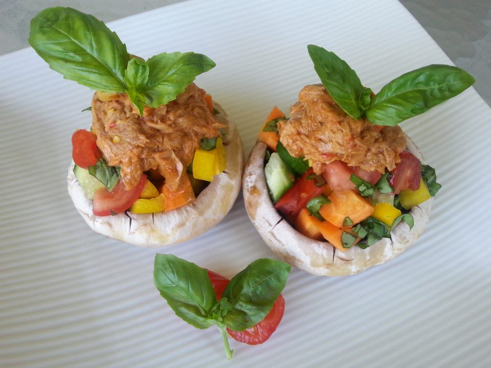 Clean Eating Stuffed Mushrooms Recipe - Caroline Bakker